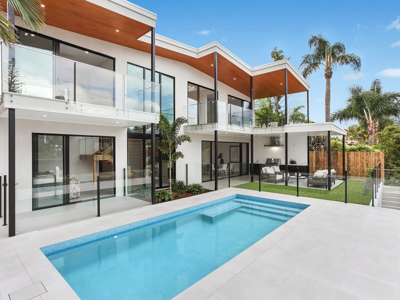 22 Key West, Broadbeach Waters QLD 4218