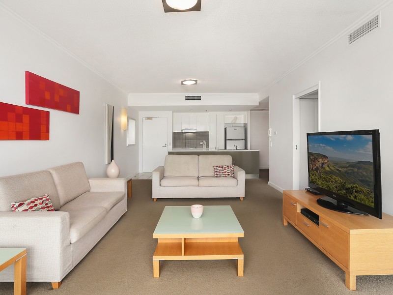 2402/33 T E Peters Drive, Broadbeach Waters QLD 4218