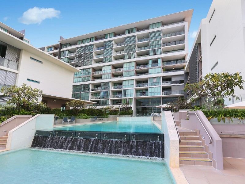 2402/33 T E Peters Drive, Broadbeach Waters QLD 4218