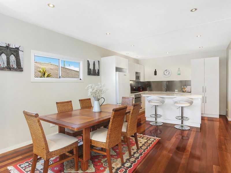 11A Turpin Road, Labrador QLD 4215