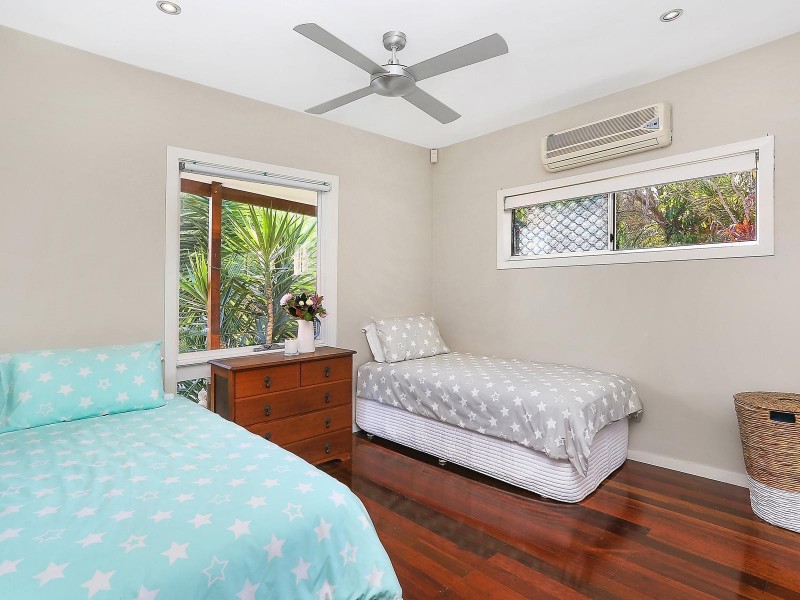 11A Turpin Road, Labrador QLD 4215