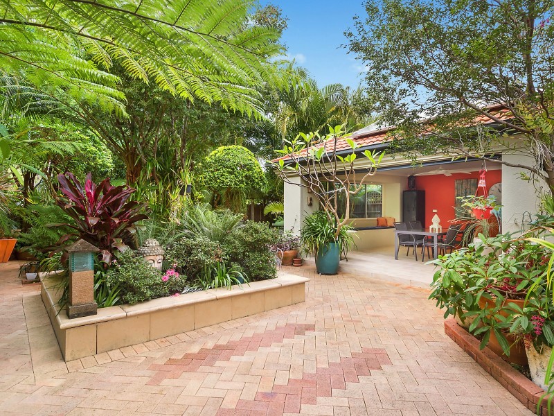 7 Abby Crescent, Ashmore QLD 4214