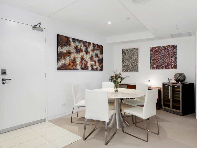 605/1 Oracle Boulevard, Broadbeach QLD 4218