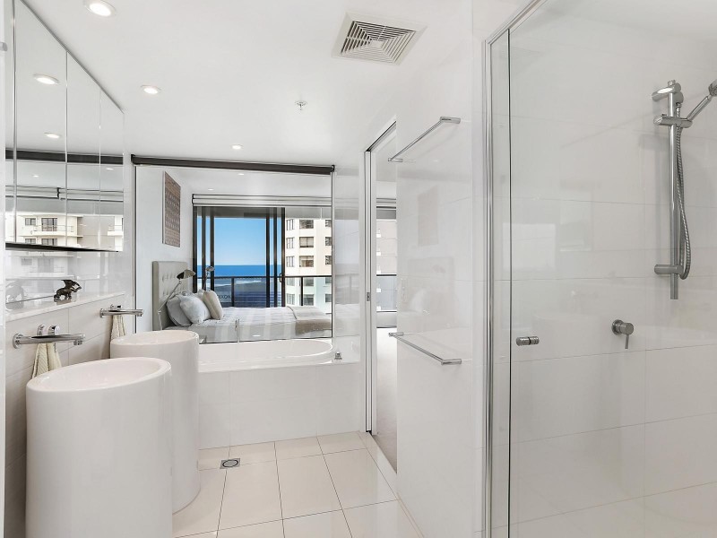 605/1 Oracle Boulevard, Broadbeach QLD 4218