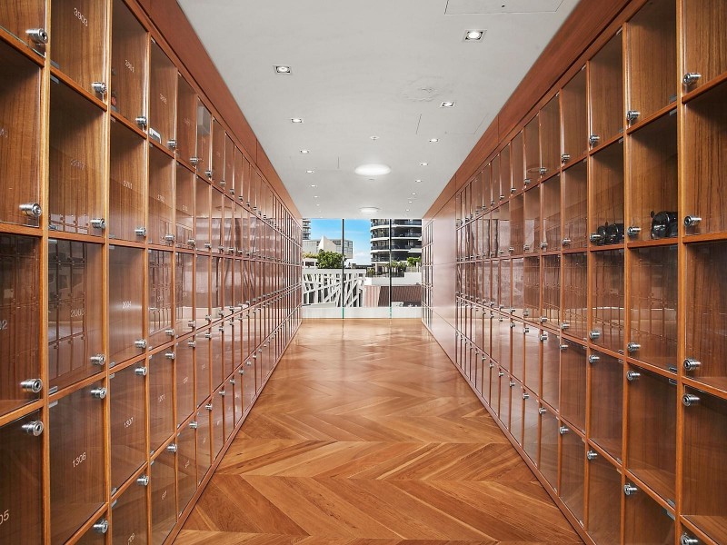 605/1 Oracle Boulevard, Broadbeach QLD 4218