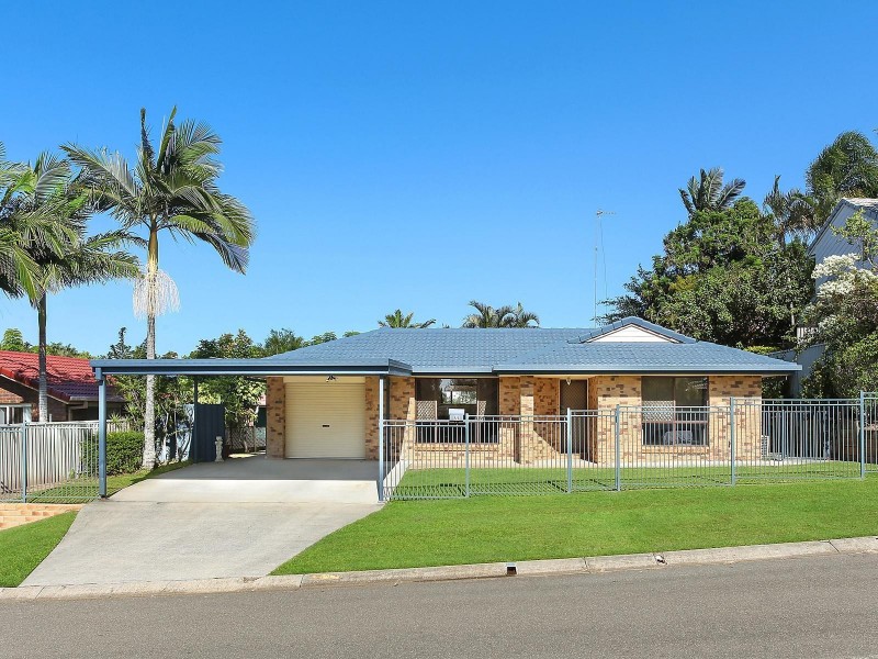59 Open Drive, Arundel QLD 4214