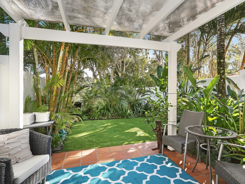 10/100 Cotlew Street East, Southport QLD 4215