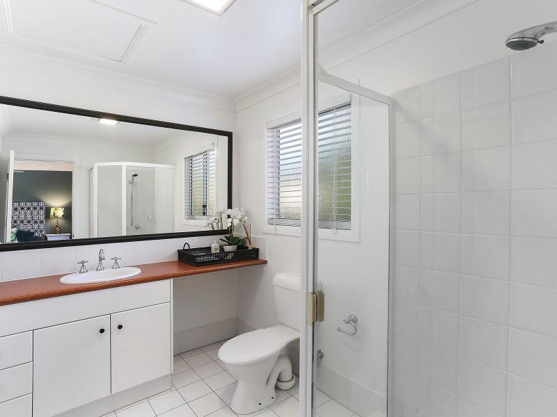 10/100 Cotlew Street East, Southport QLD 4215