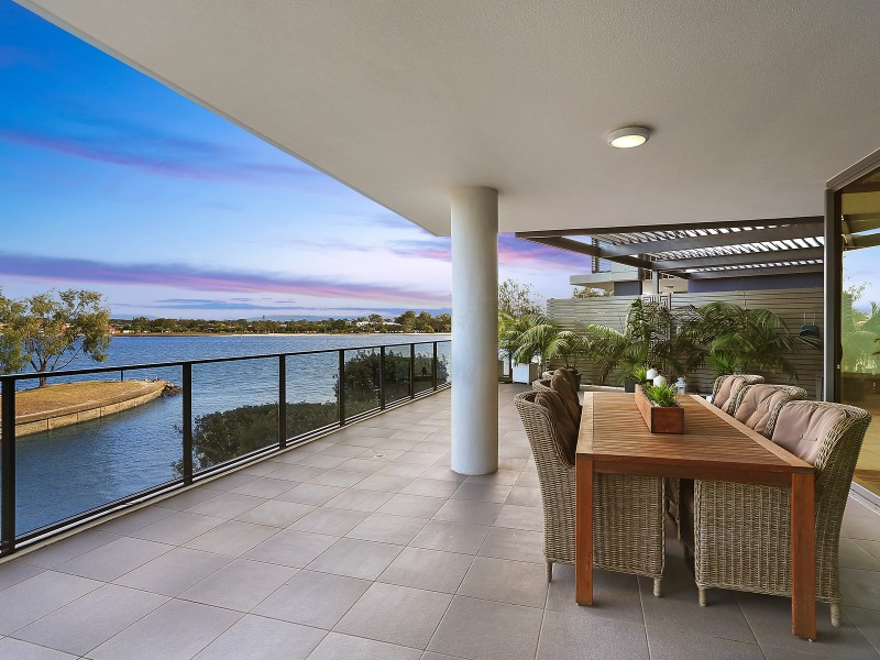 31102/2 Ephraim Island Parade, Paradise Point QLD 4216