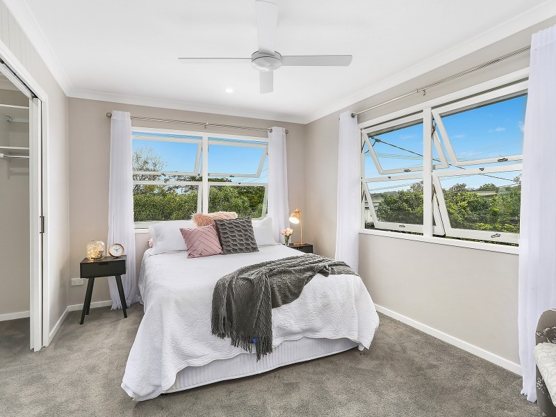 21 Turpin Road, Labrador QLD 4215