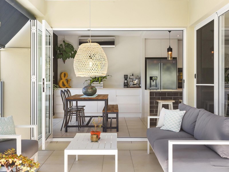 1/6 Tahiti Avenue, Palm Beach QLD 4221