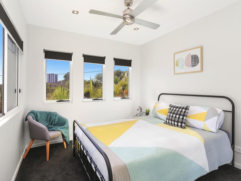 1/6 Tahiti Avenue, Palm Beach QLD 4221