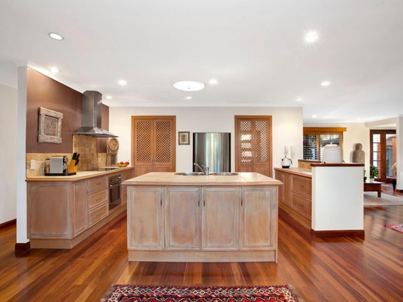 3 Naranja Crescent, Benowa Waters QLD 4217