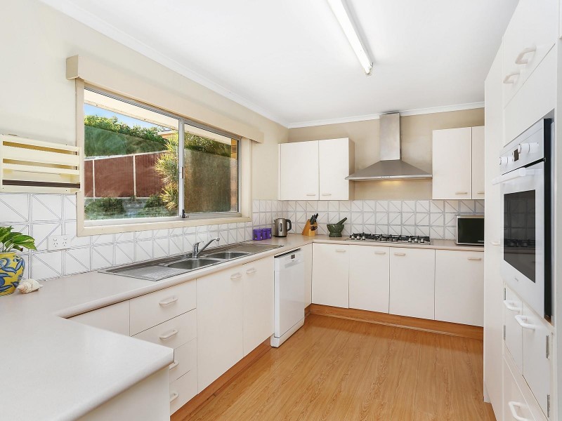 5 Carrabean Avenue, Ashmore QLD 4214