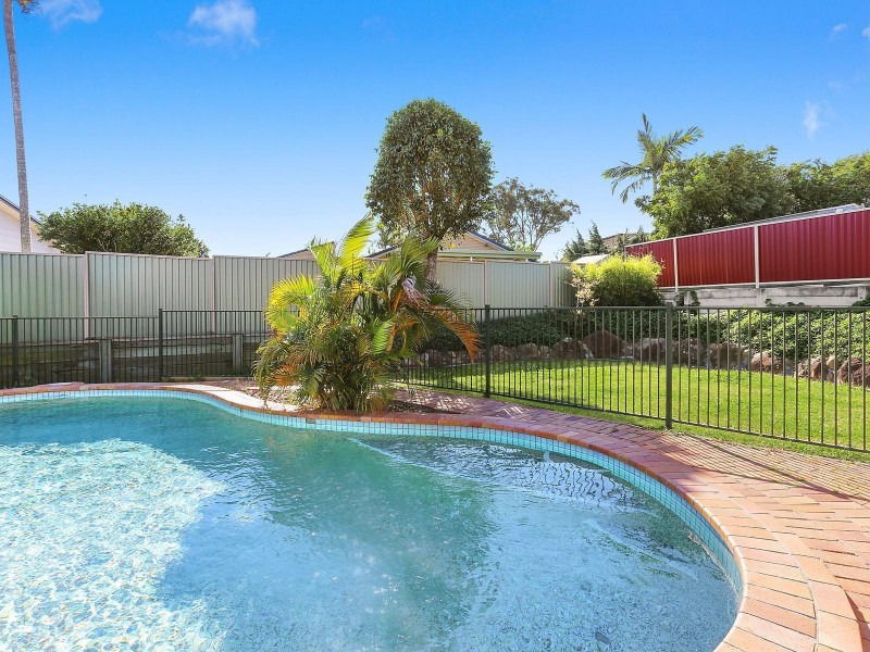 5 Carrabean Avenue, Ashmore QLD 4214
