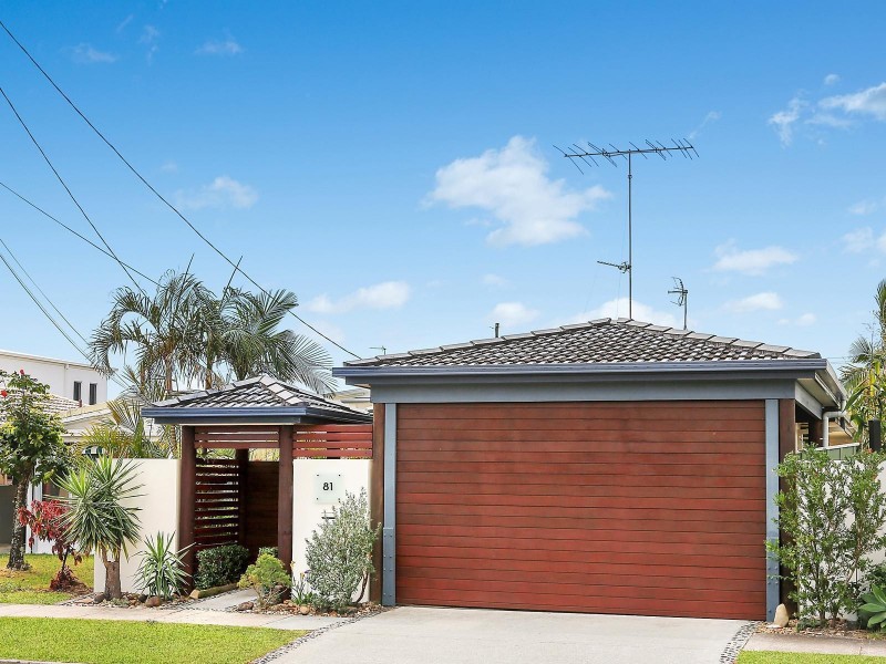 81 Chainey Avenue, Miami QLD 4220