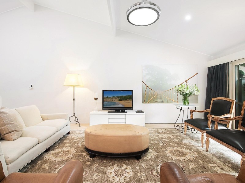 13/9 Freyburg Street, Sorrento QLD 4217