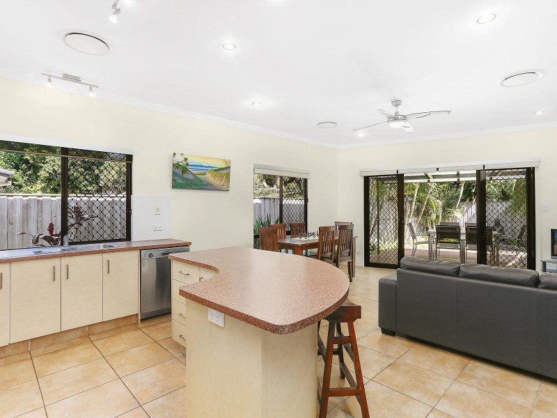 15A Wyndham Avenue, Southport QLD 4215