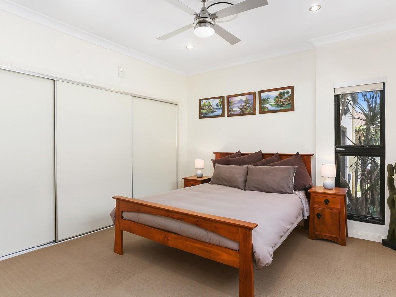 15A Wyndham Avenue, Southport QLD 4215