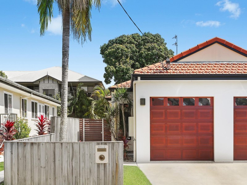 15A Wyndham Avenue, Southport QLD 4215
