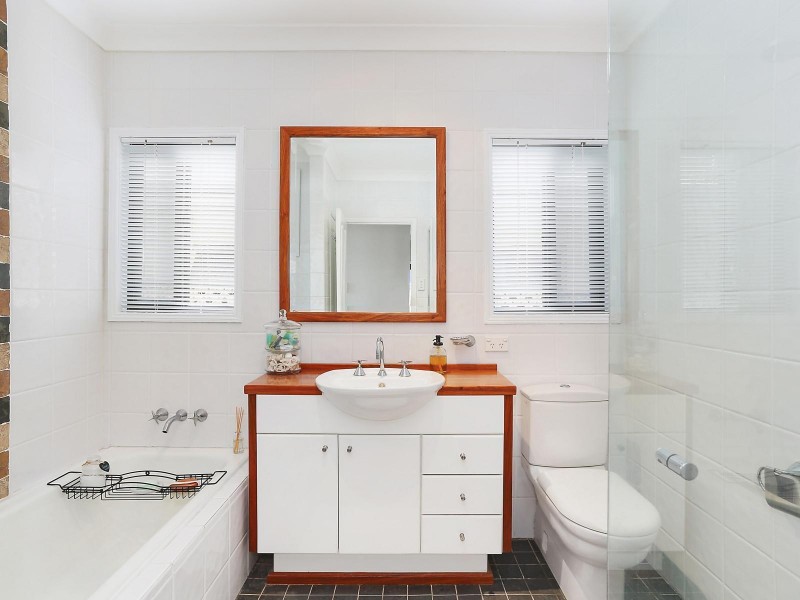 16 Bondi Avenue, Mermaid Beach QLD 4218