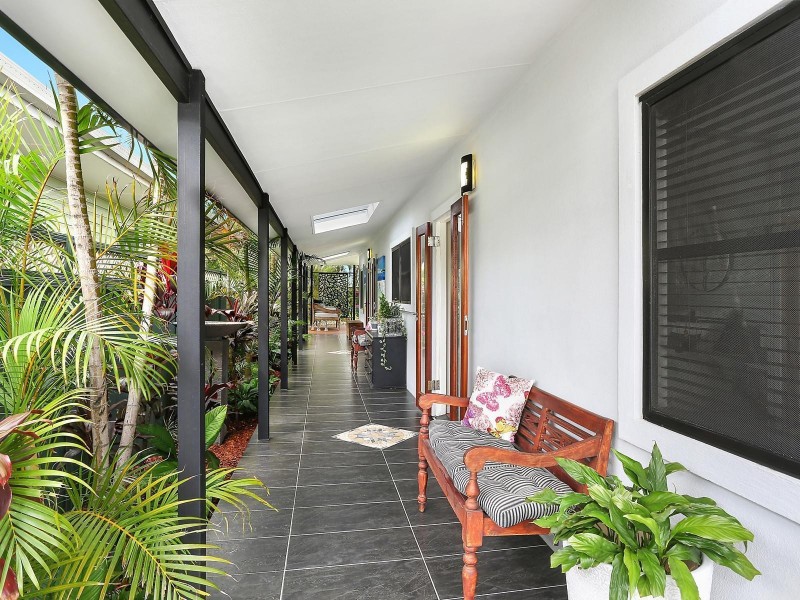 16 Bondi Avenue, Mermaid Beach QLD 4218