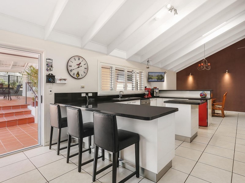 36 Ainsley Avenue, Ashmore QLD 4214