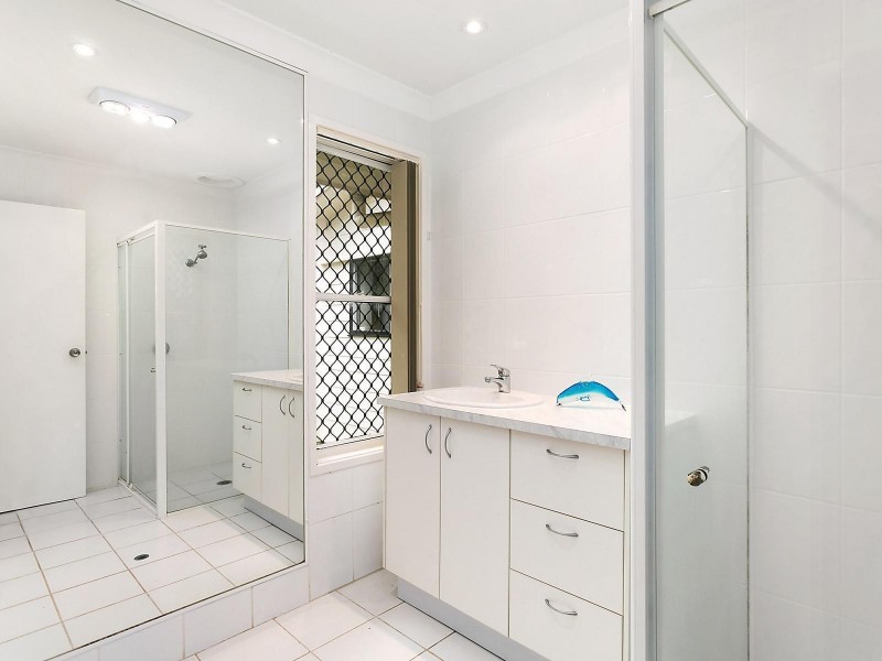 196 Cotlew Street, Ashmore QLD 4214