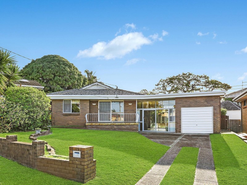 19 The Glade, Labrador QLD 4215