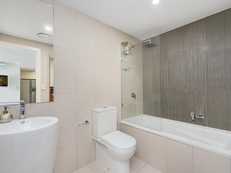 3103/31 Bourton Road, Merrimac QLD 4226