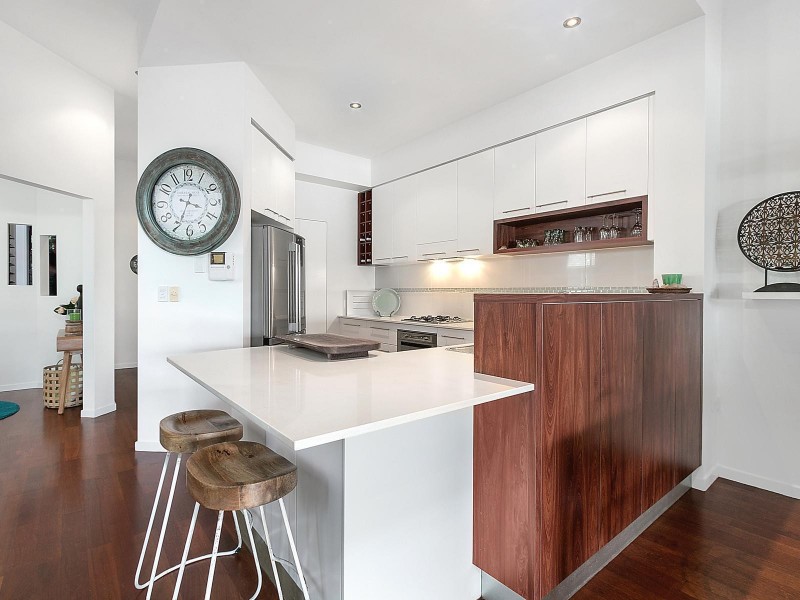 2/22 Billington Street, Labrador QLD 4215