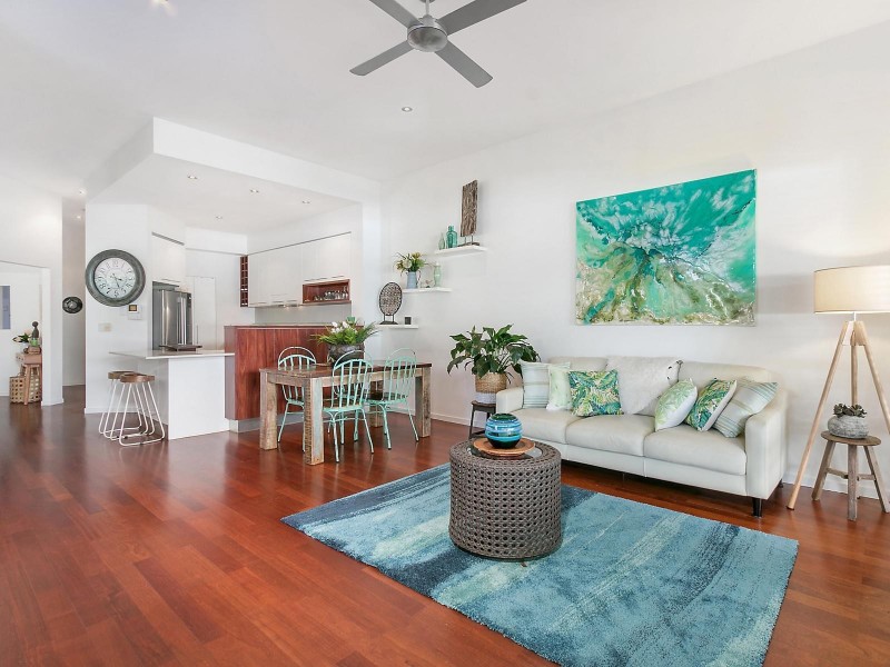 2/22 Billington Street, Labrador QLD 4215