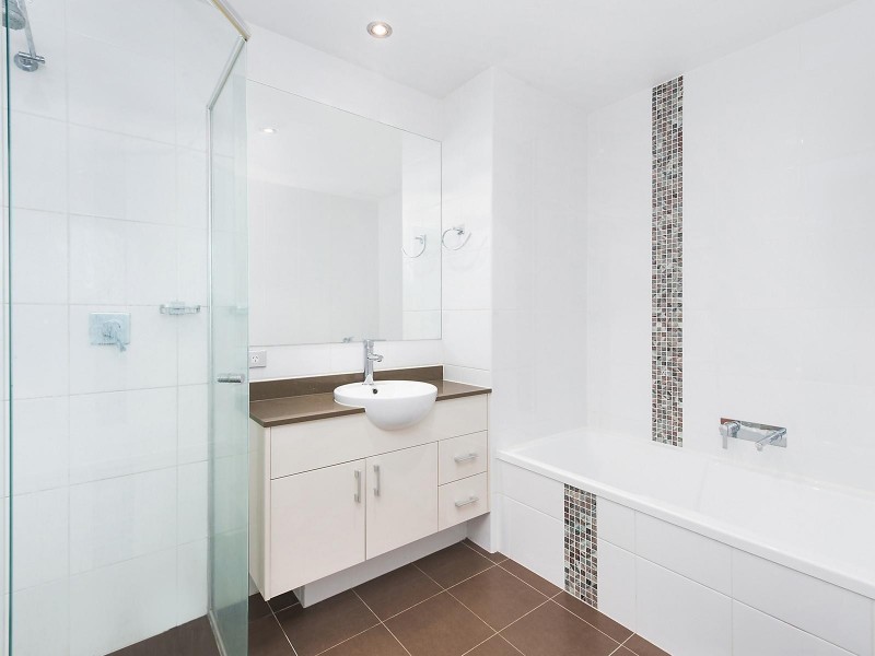 1205/2 Aqua Street, Southport QLD 4215