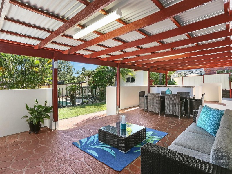 21 Plateau Crescent, Carrara QLD 4211