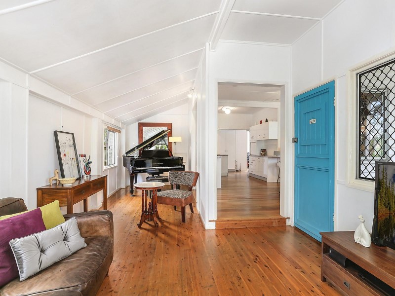 40 Ernest Street, Labrador QLD 4215