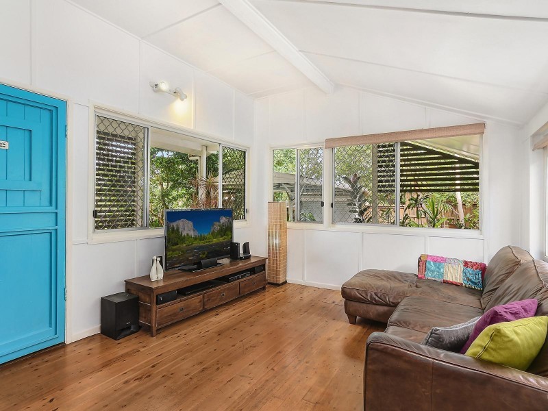 40 Ernest Street, Labrador QLD 4215