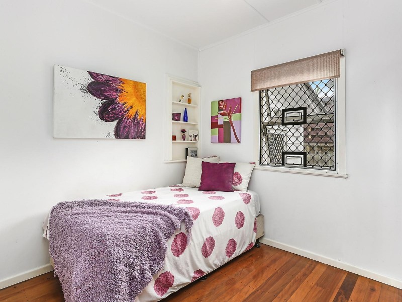 40 Ernest Street, Labrador QLD 4215