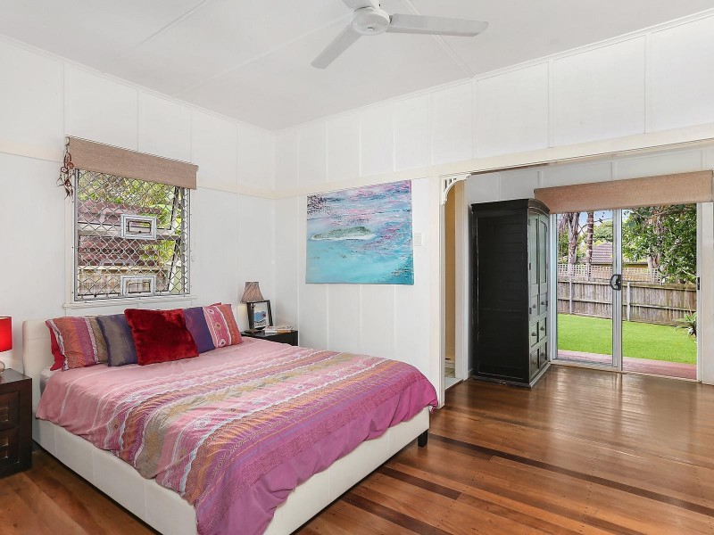 40 Ernest Street, Labrador QLD 4215