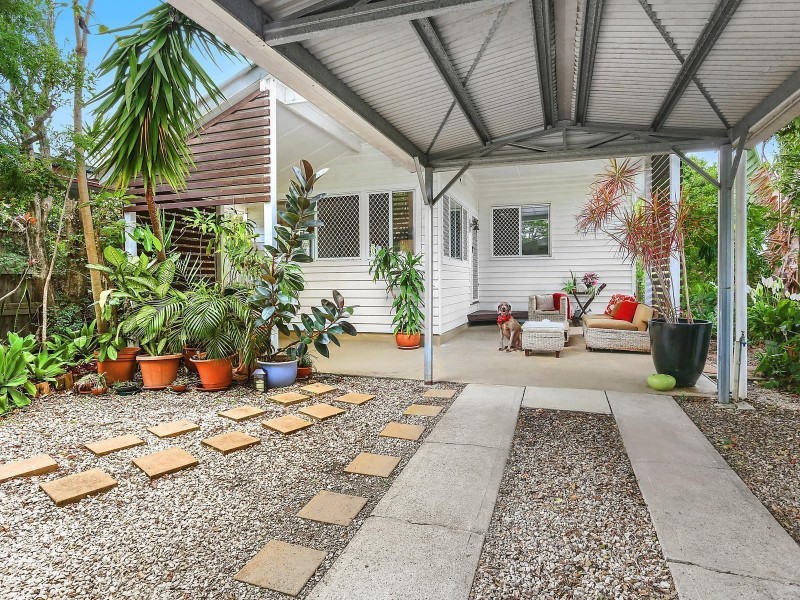 40 Ernest Street, Labrador QLD 4215