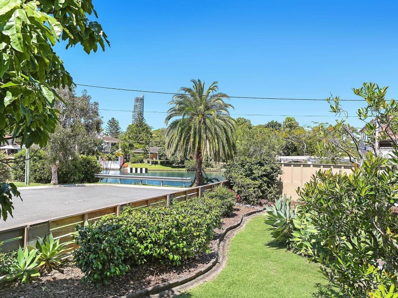 6/34 Elliott Street, Surfers Paradise QLD 4217