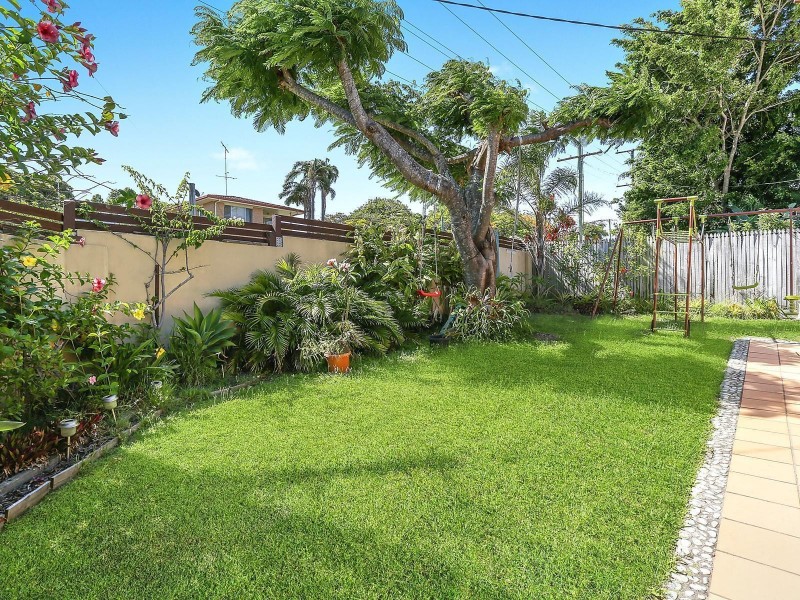 19 Goss Avenue, Labrador QLD 4215