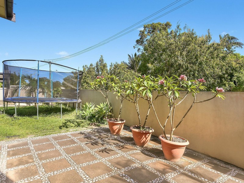 19 Goss Avenue, Labrador QLD 4215