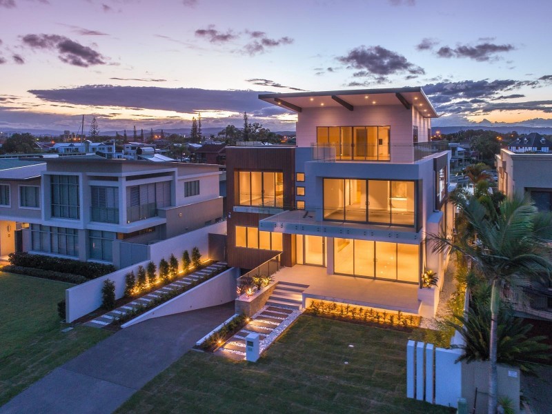 24 Shearwater Esplanade, Runaway Bay QLD 4216