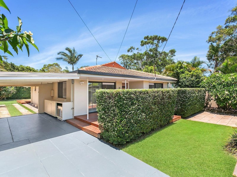 46 Clam Street, Runaway Bay QLD 4216