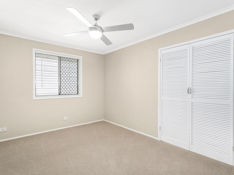 46 Clam Street, Runaway Bay QLD 4216