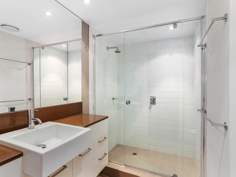 1303/18 Enderley Avenue, Surfers Paradise QLD 4217