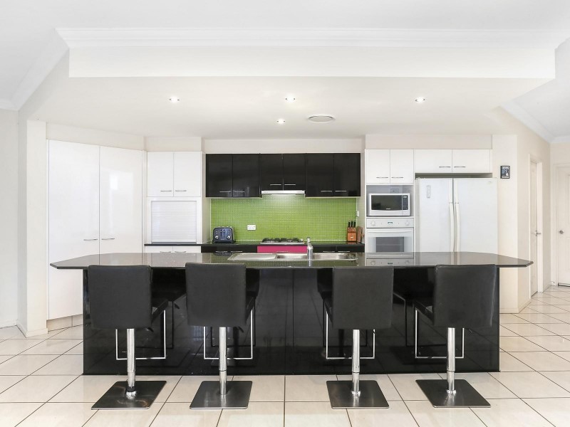 19 Sarasota Key, Broadbeach Waters QLD 4218