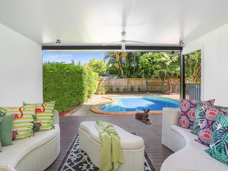 36 Bellevue Parade, Labrador QLD 4215