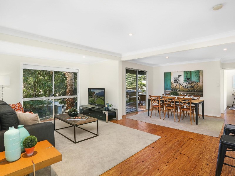 36 Bellevue Parade, Labrador QLD 4215