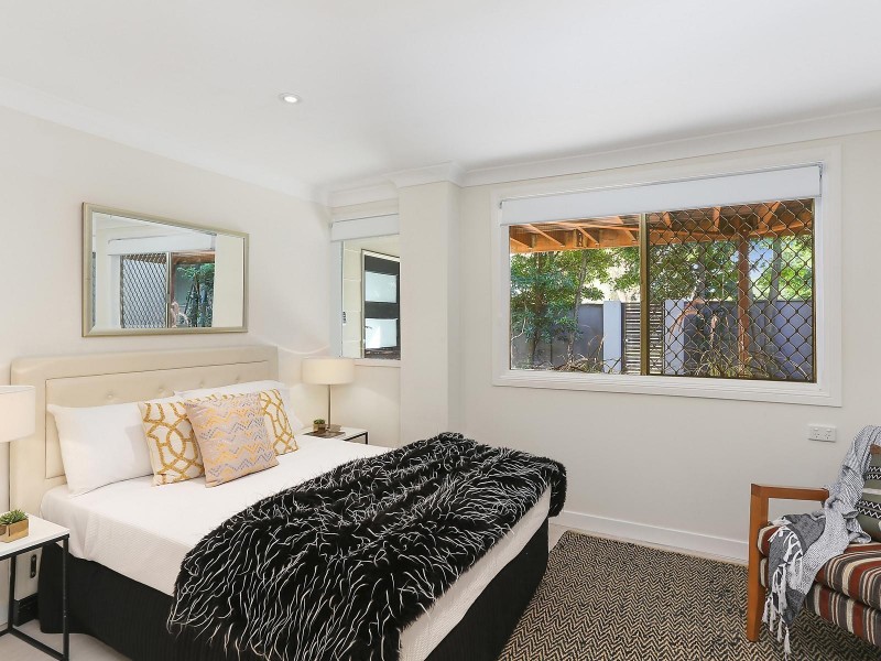 36 Bellevue Parade, Labrador QLD 4215